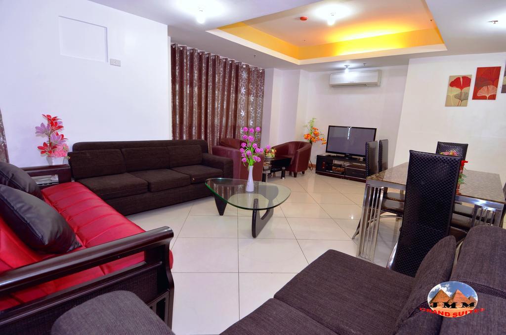 Jmm Apartment Suites Manila Exterior photo