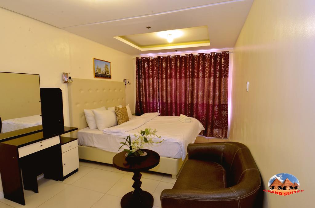 Jmm Apartment Suites Manila Exterior photo